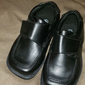 Kids dress shoes